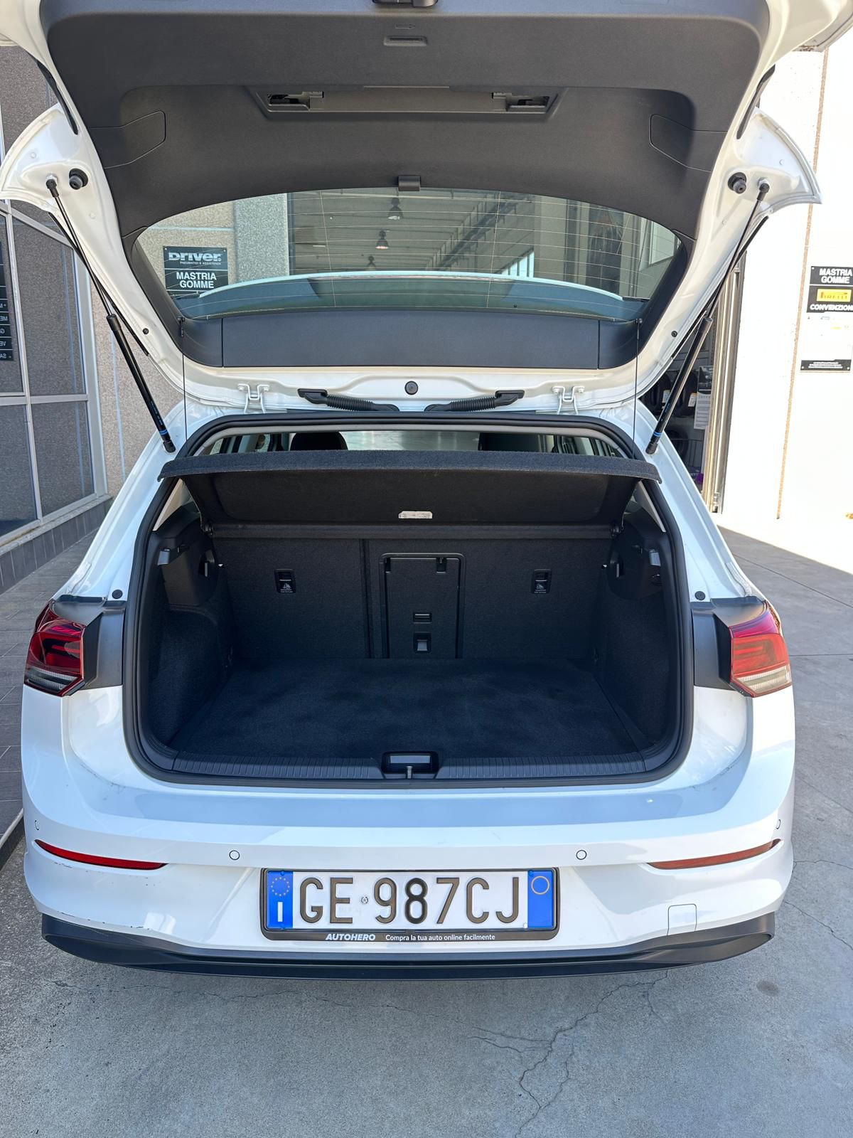 Volkswagen Golf 2.0 TDI DSG - Foto 8