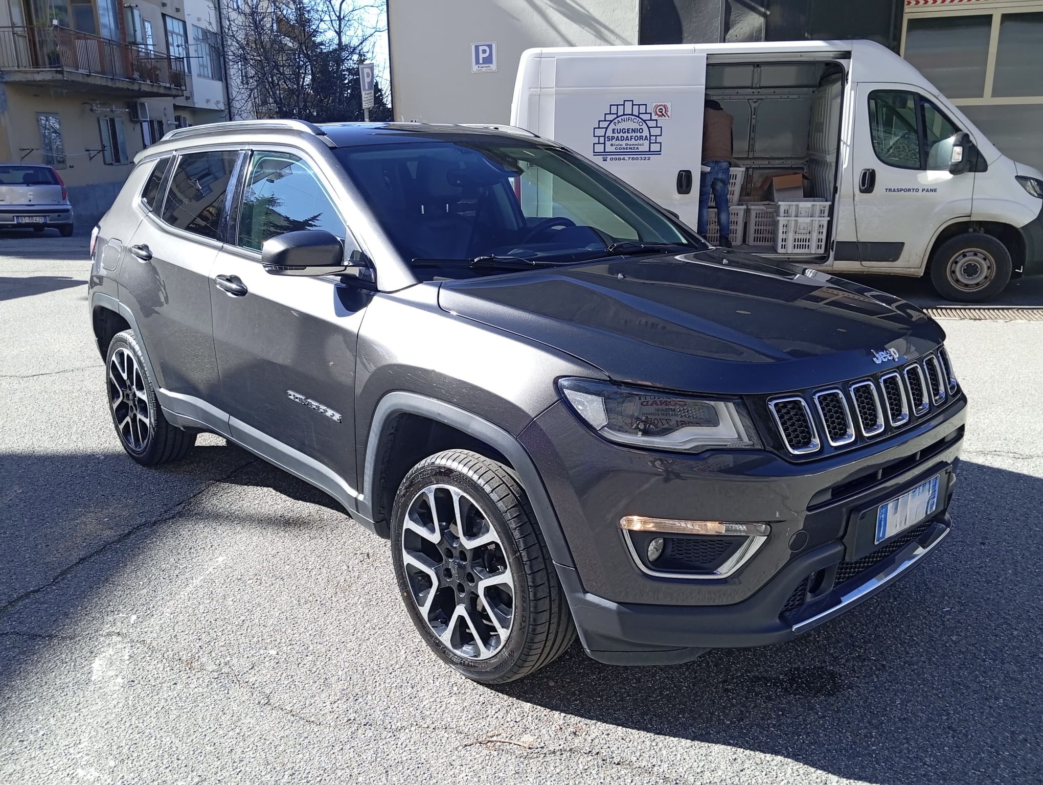 Jeep Compass diesel 170 cv 4x4 - Foto 1