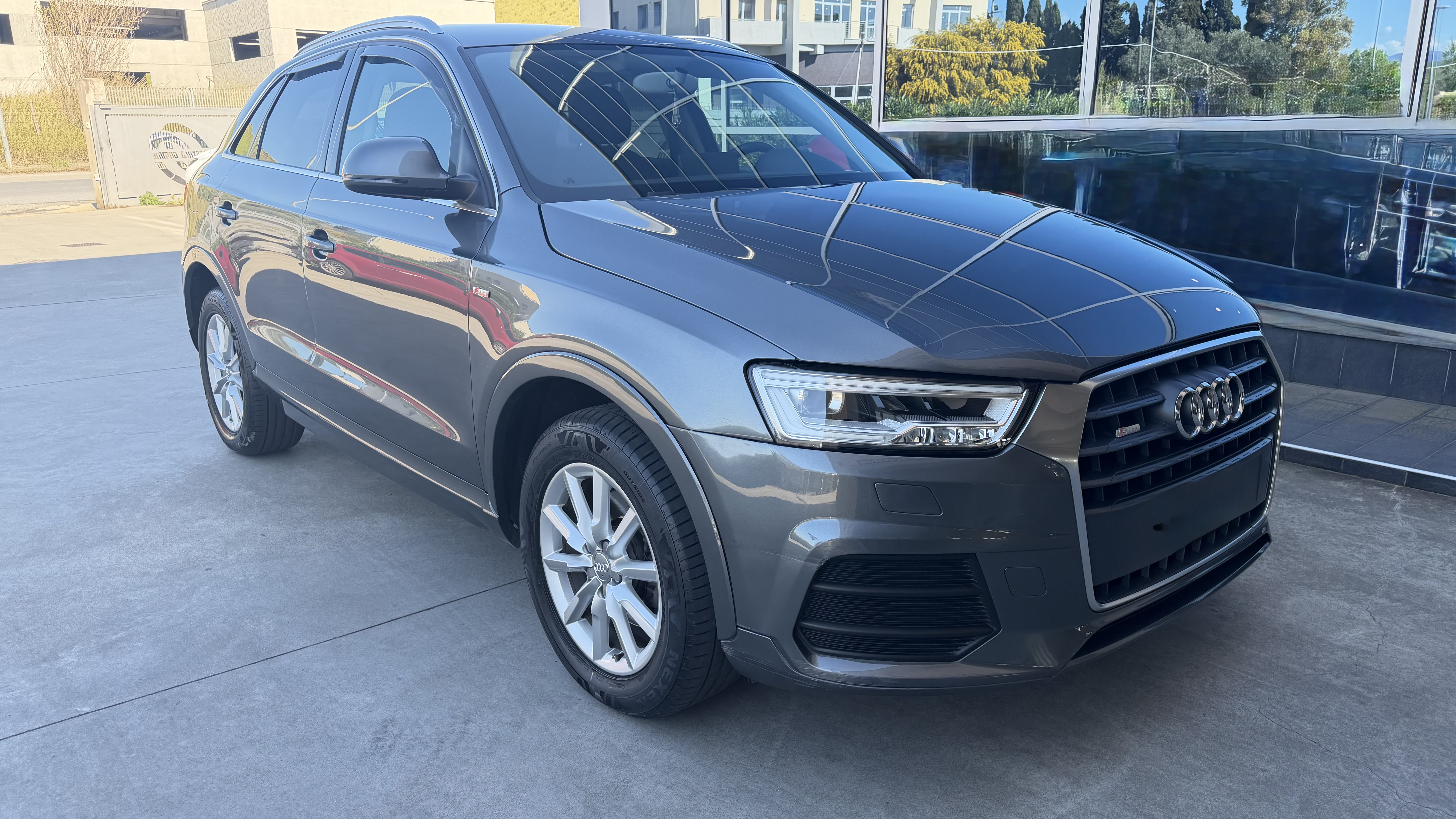 Audi Q3 2.0 TDI QUATTRO business - Foto 1